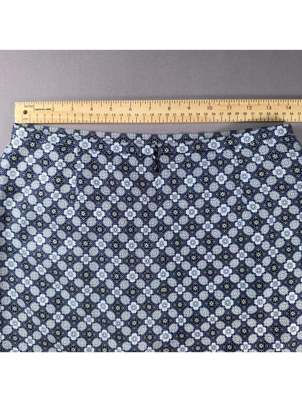 Ann Taylor Blue Mosaic Medallion Pencil Skirt Lined Womens Size 6